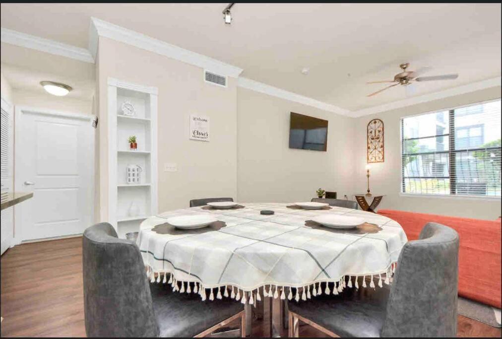 Luxury 1Bedroom/Pool View/ Galleria W/Study Desk Houston Exterior foto